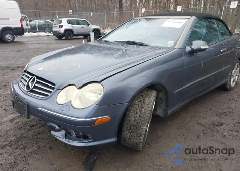2005 Mercedes-Benz Clk 500 z USA, uszkodzony, nr VIN WDBTK75J25F157419